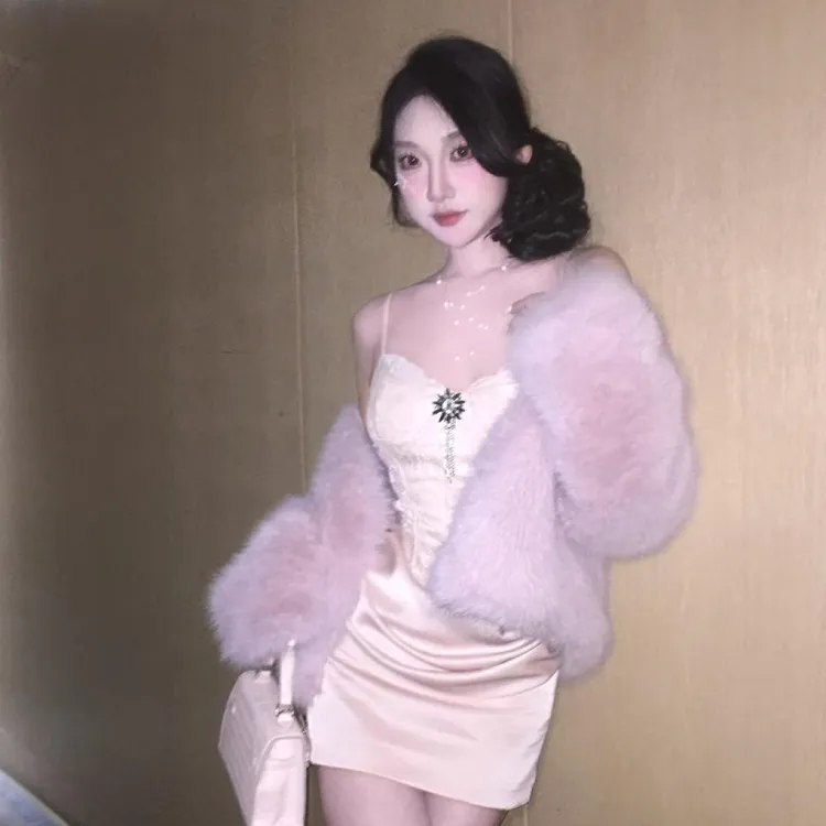 【缪斯之夜】24年新款甜辣妹鱼骨掐腰蕾丝褶皱吊带短款连衣裙