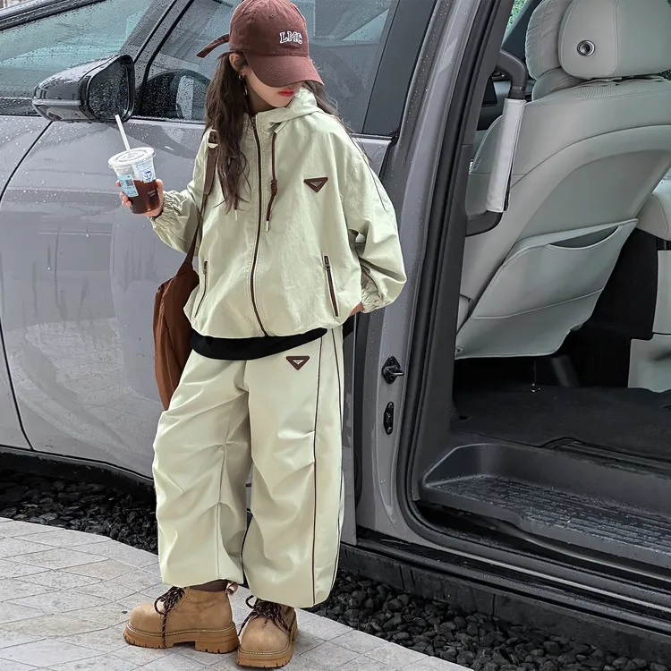 女童运动套装秋冬款2025新款女孩大童夹棉加厚外套儿童加绒工装裤