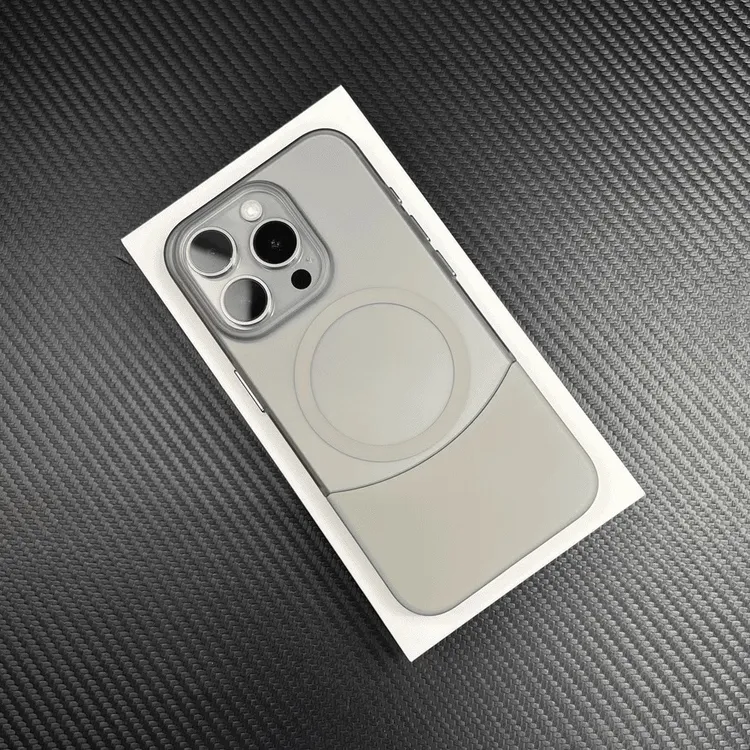 高级感拼接撞色磁吸壳适用苹果16手机壳iPhone15/14小众华为小米