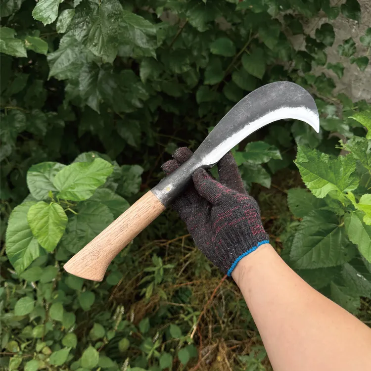 弹簧钢手工锻打镰刀农用割草砍柴砍树两用户外开荒专用刀具高硬度