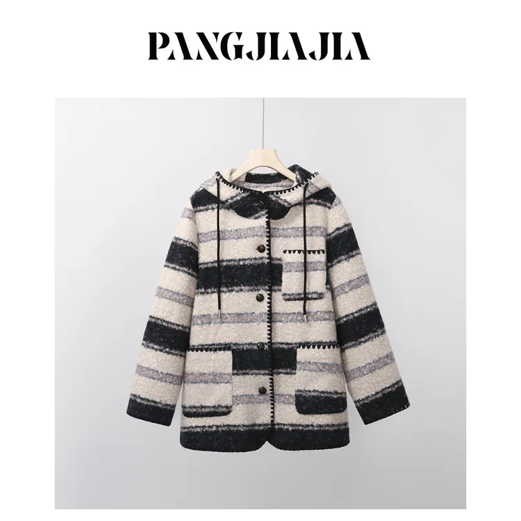 【胖佳佳】费尔岛外套 冬季时尚撞色夹棉羔毛连帽大衣H625Z18554