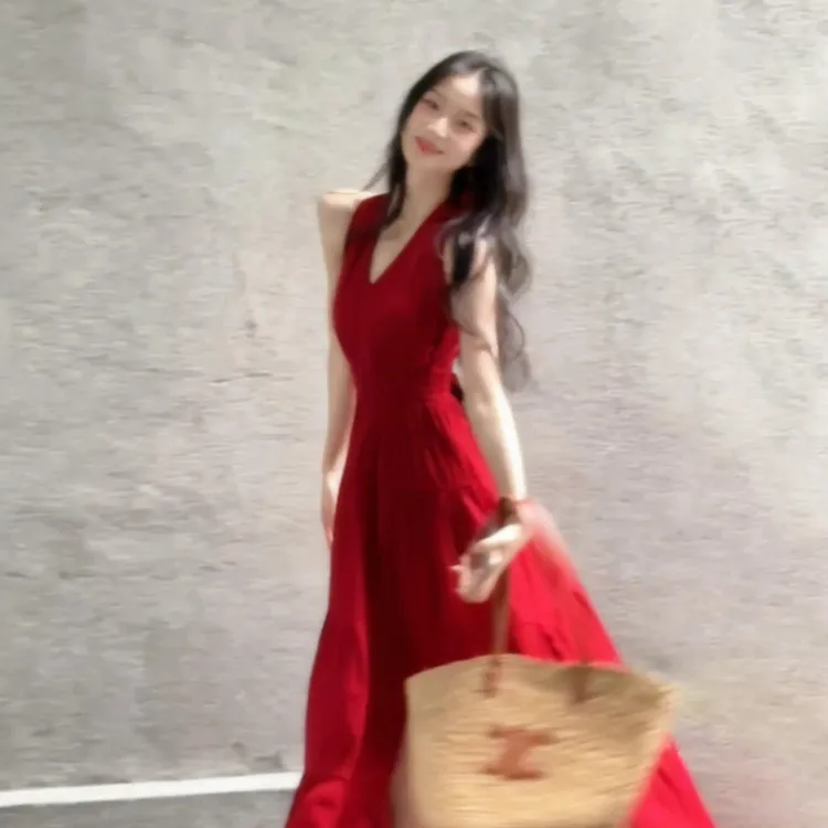 【现货+运补】红色无袖V领挂脖连衣裙夏季2025新款巨好看长裙3852