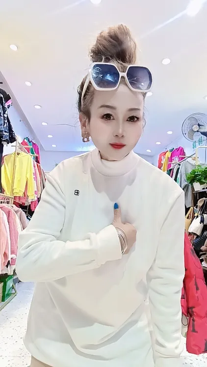 白色中长款加厚加绒打底衫百搭休闲上衣洋气气质内衣高领圆领套头