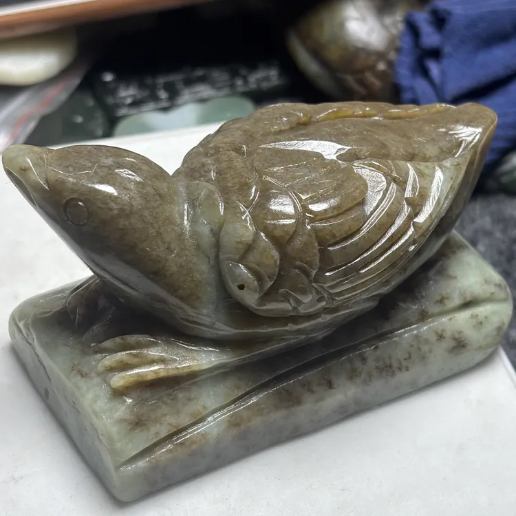 新疆和田玉且末糖小鸟正品摆件