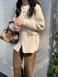 2277 软糯韩系慵懒风温柔毛衣开衫秋冬新款设计感针织外套B44