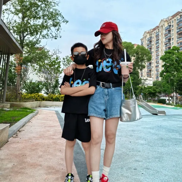 Leekids上新抑菌防螨儿童男女中大童宽松潮酷男童t恤短袖亲子款