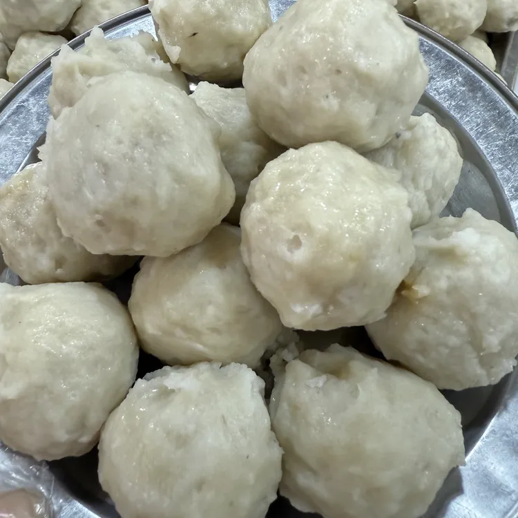 长乐鱼丸鳗鱼加马鲛鱼制作包心鱼丸新鲜食材可煮汤火锅