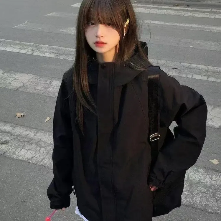 新款黑色美式冲锋衣外套女夏季慵懒风户外骑行宽松休闲工装夹克女