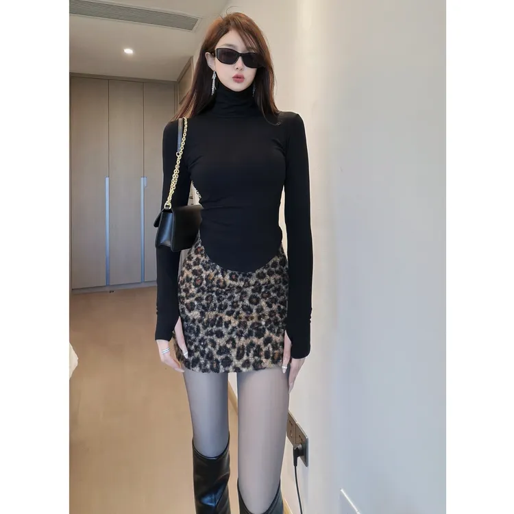 复古气质豹纹毛毛半身裙女装秋冬季美式辣妹高腰显瘦内搭包臀短裙