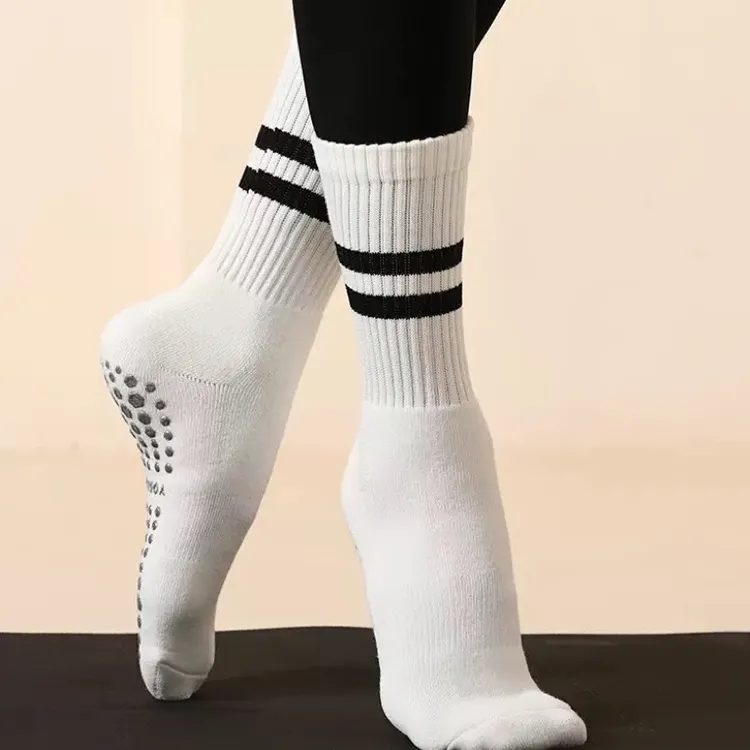 专业防滑瑜伽袜2双装中筒普拉提健身运动透气点胶袜子
