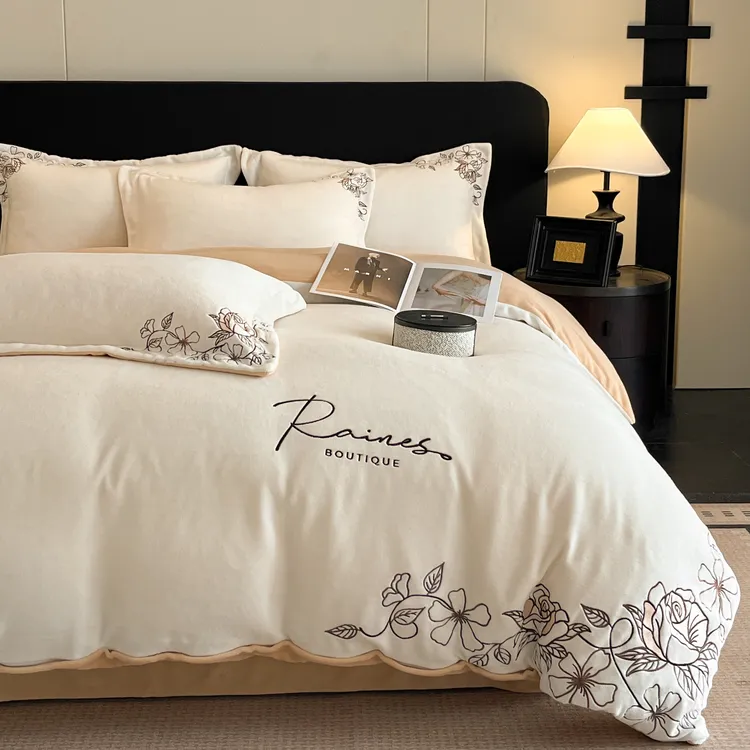 秋冬季保暖牛奶绒四件套双面加厚加绒刺绣被套珊瑚绒床单床上用品