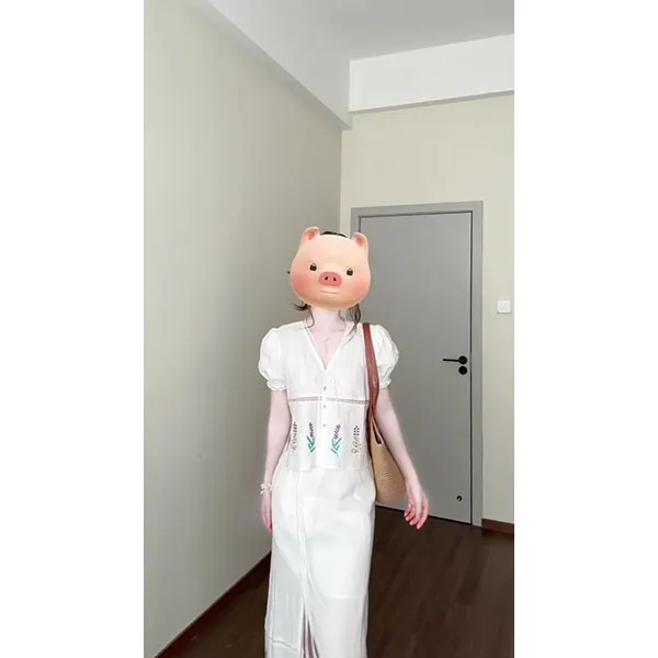 茶里茶气别致独特漂亮减龄上衣半身裙套装女2025夏超火两件套穿搭