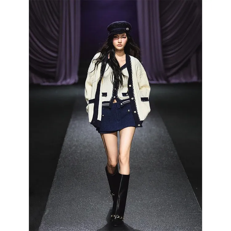 早秋季新款显瘦背心内搭修身开衫上衣气质时尚高级感收腰a字裙裤