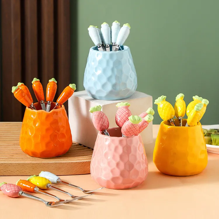 304不锈钢水果叉子儿童果签西瓜甜品蛋糕可爱果插收纳罐家用套装