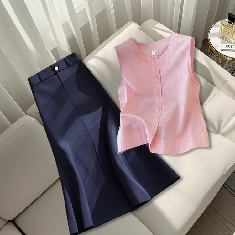 夏季新款女装胖mm设计感小众粉色无袖背心上衣修身包臀半身裙套装