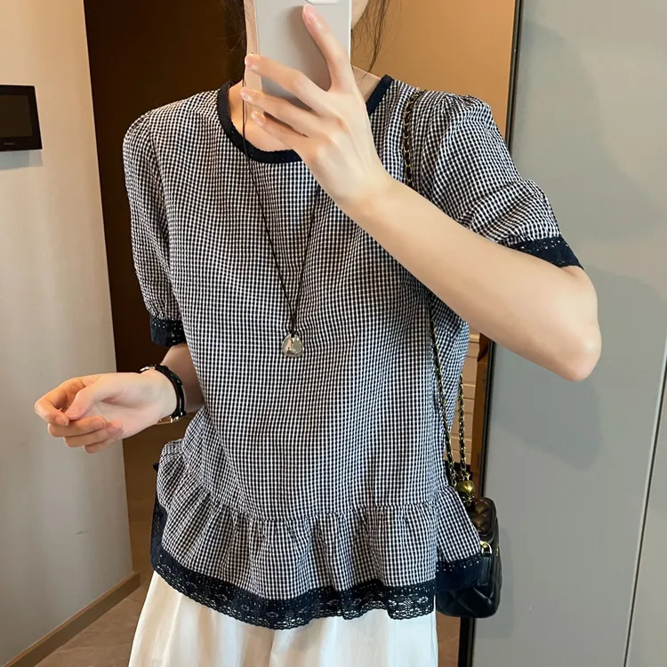 「设计感 泡泡袖」蕾丝花边拼接 显瘦格子短袖衬衫女 夏季薄款S090