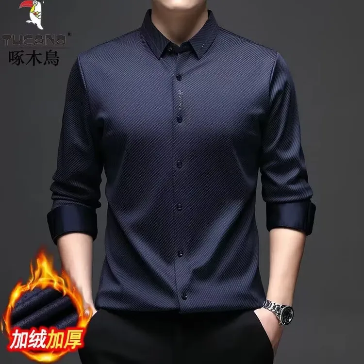 啄木鸟秋冬新款男士加绒加厚保暖衬衫专柜轻奢无痕免烫商务休闲衣