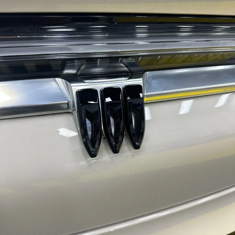 装饰罩适用于别克至境L7车标 改装前后尾标黑化车头罩装饰