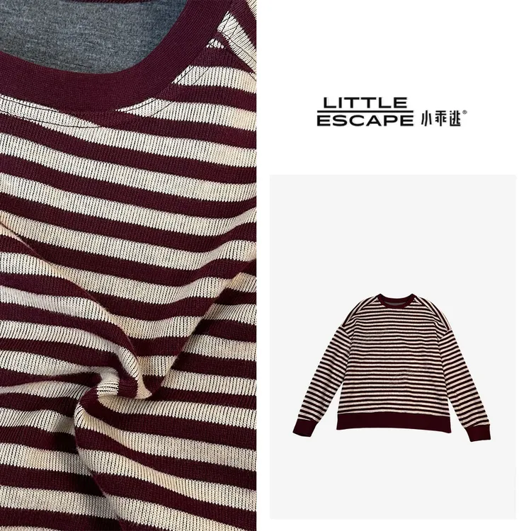 小乖逃休闲紫红色条纹卫衣T恤紫红色下摆打底圆领时尚S24129