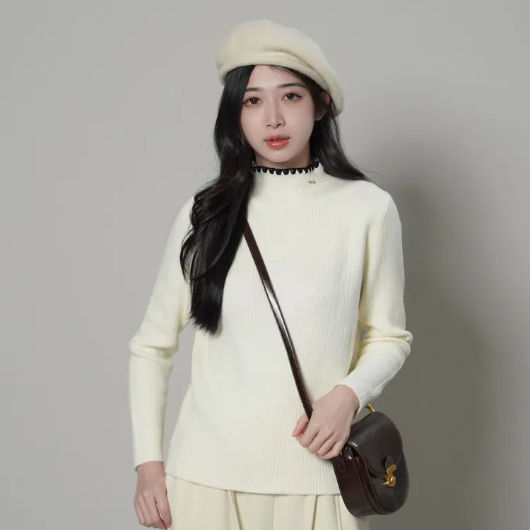 三福 冬季半高领加厚针织毛衣打底衫女保暖修身内搭上衣517390