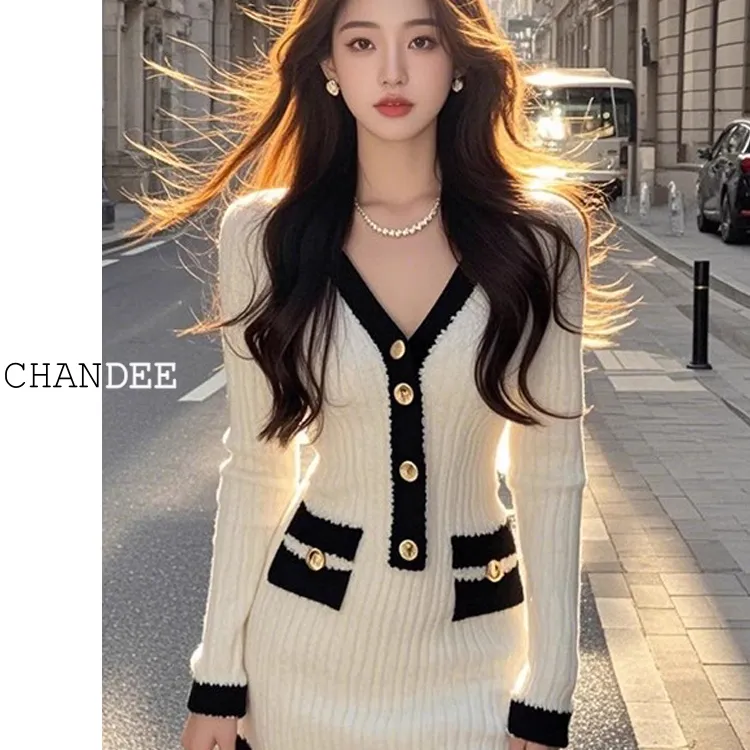 轻奢性感短裙子撞色V领单排纽扣针织衫长袖连衣裙名媛千金高级感