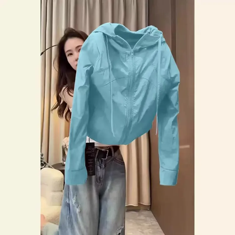 夏季新款多巴胺轻薄连帽短款防晒衣外套女潮高级感百搭商品图