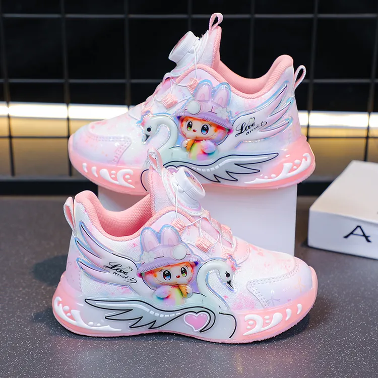 带灯女童运动鞋2025秋冬新款儿童加绒保暖鞋中小童防水女孩跑步鞋