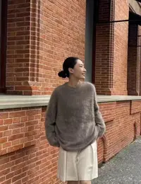 7903【臻炫女装】新款女装拉绒工艺纯色宽松慵懒风上衣