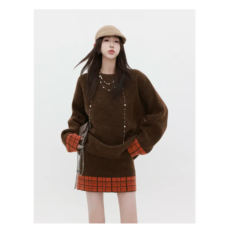 溪溪靓衫定制暮色漫游复古撞色圆领毛衣女秋冬季高腰短裙两件套装