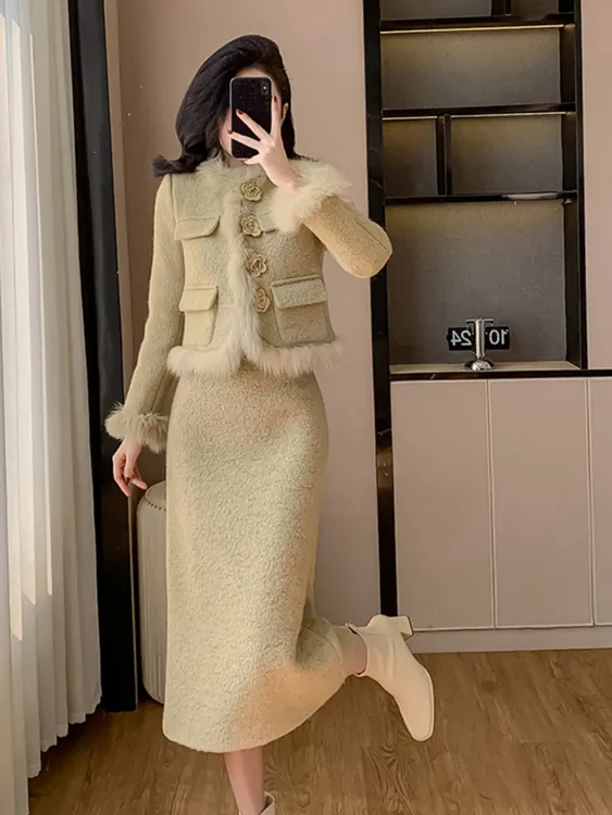 高级感2025小香风夹棉套装女加厚保暖毛毛拼接短款外套冬秋冬冬季