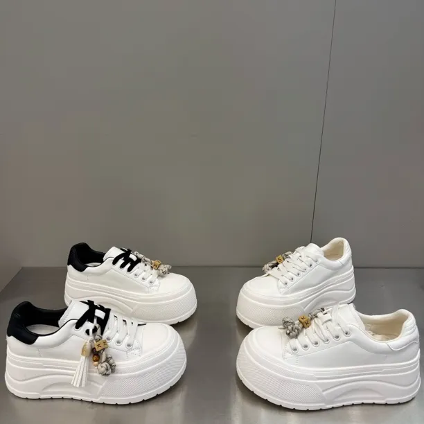 常规款纯色系带平跟时尚休闲鞋低帮休闲鞋ins潮流