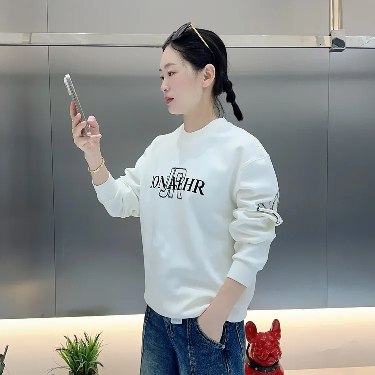 [周晓君】2025秋季新款男士高端百搭潮牌休闲圆领卫衣8801