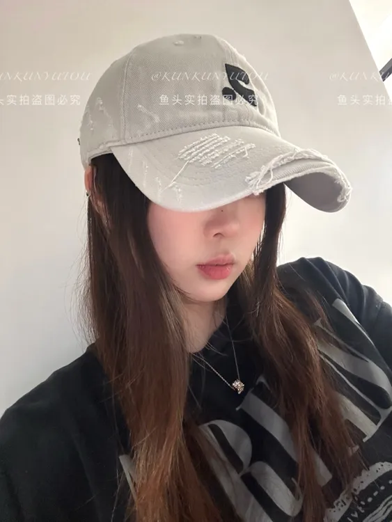 困困鱼头 标点破洞宽边渐变色棒球帽百搭个性时尚大头围潮流帽子