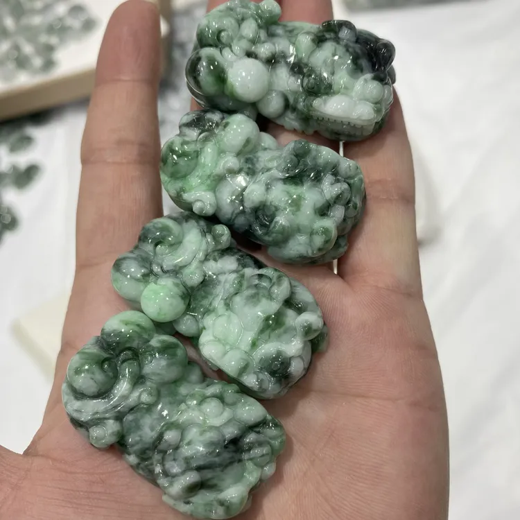 A货翡翠霸王貔貅男女情侣可戴招财挂件大气绿色经典百搭安怎翡翠