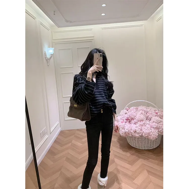 2025韩系设计感极简风修身显瘦百搭时尚上衣穿搭休闲直筒长裤套装