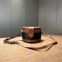 99新 Celine/思琳 Celine赛琳 老花圆桶盒子包 尺寸17×12
