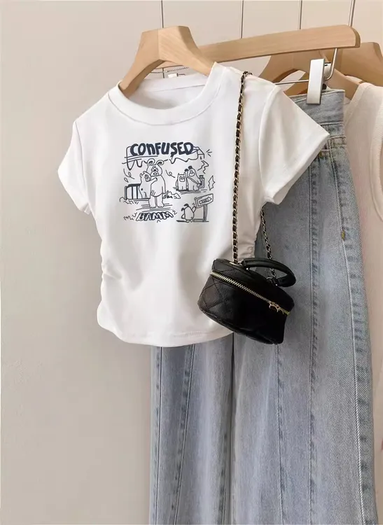 微胖女夏大码上衣时尚字母印花小众独特别致遮肉显瘦短袖T恤衫潮