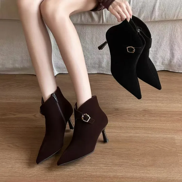 【小贝家】一代6cm高跟鞋女不累脚高级感独特漂亮靴子气质短靴5022