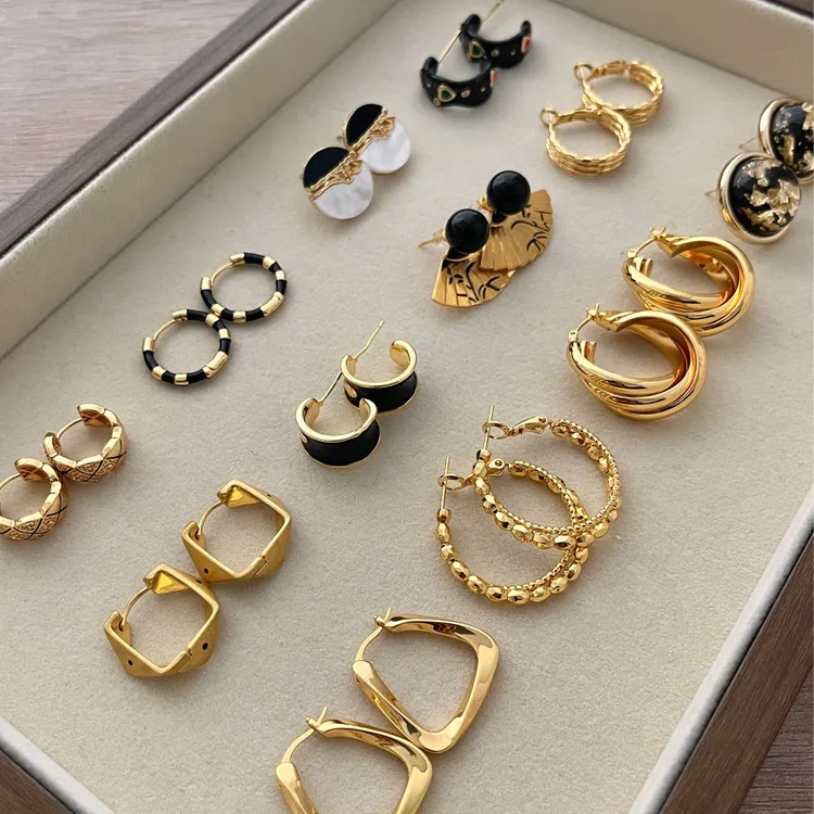 铜合金耳饰 合计9耳圈