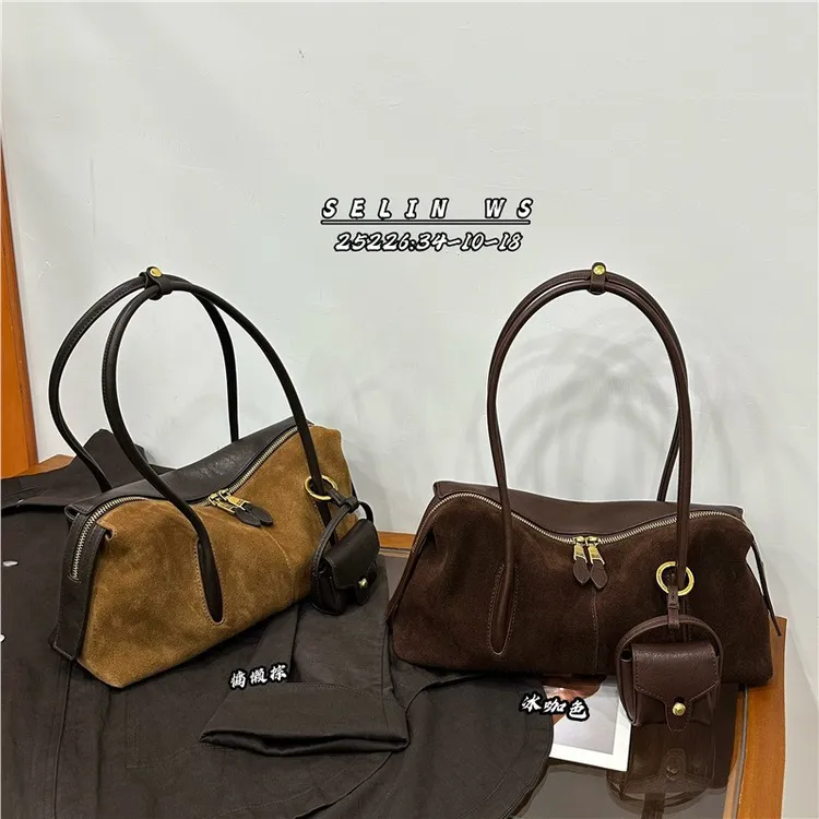 原创大容量松弛感磨砂皮单肩托特包新款高级感波士顿枕头包单肩包