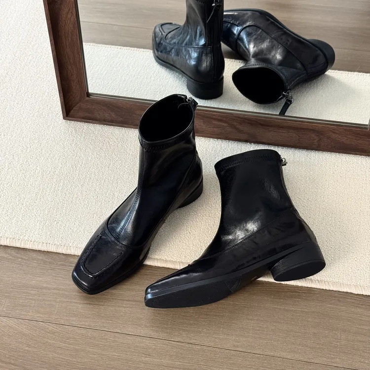 HUSSLOVE 头层羊皮·跟高3CM·简约百搭方头舒适低跟后拉链通勤短靴