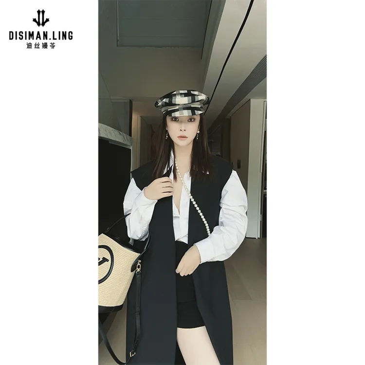 迪丝嫚苓黑色马甲外套显瘦气质休闲百搭女士时尚优雅轻奢小众设计