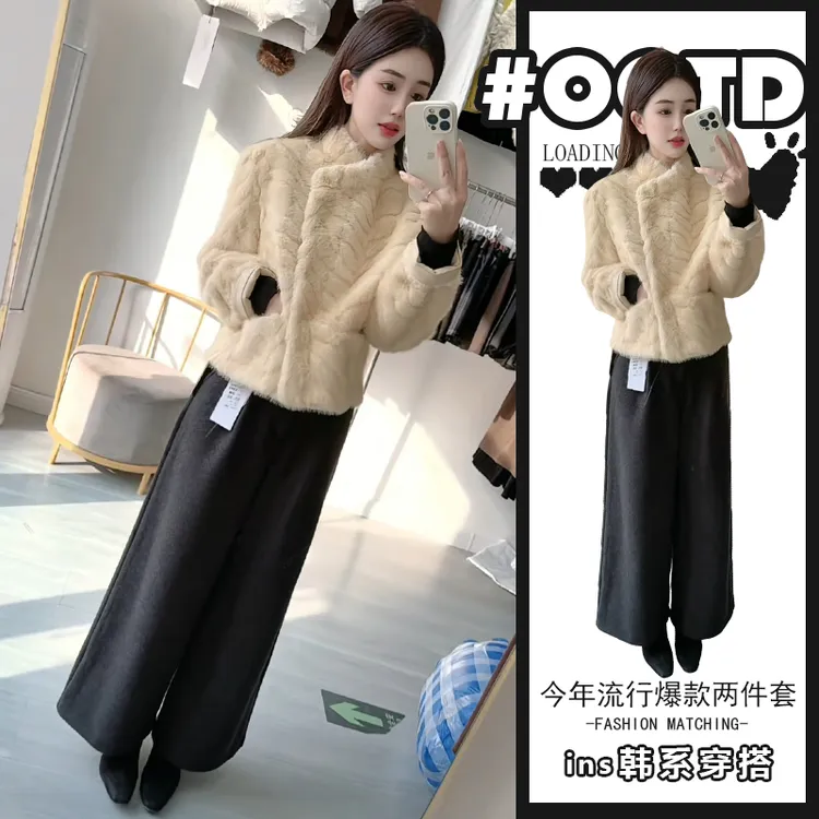 今年流行的爆款冬装两件套女2025年新款温柔风保暖外套高腰阔腿裤