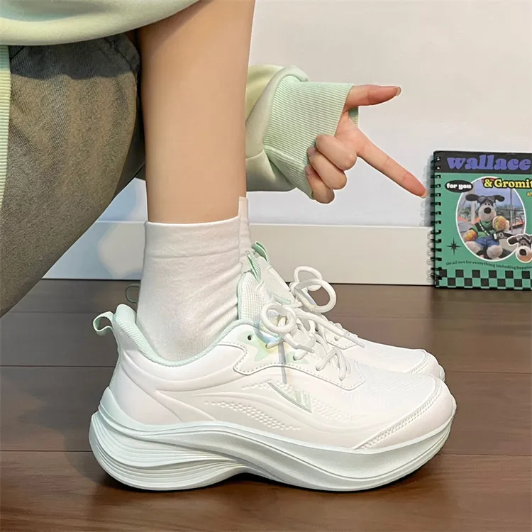 回力休闲运动鞋女鞋秋季新款百搭ins轻便减震跑鞋厚底鞋学生潮鞋