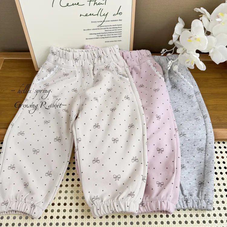 女童春秋百搭休闲卫裤儿童印花宽松花边洋气裤子女宝宝外穿长裤子