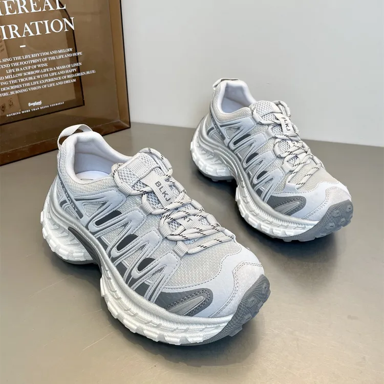 欧洲站欧货厚底高级感灰色老爹鞋女潮2026春季新款百搭休闲运动鞋