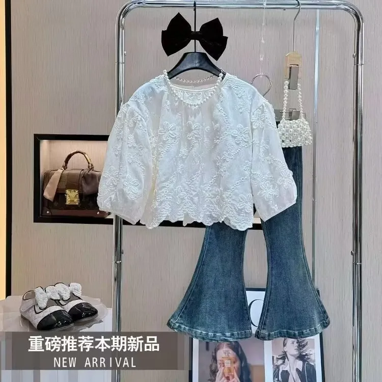 女童春季套装小女孩洋气时尚蕾丝长袖上衣春秋季牛仔喇叭裤两件套