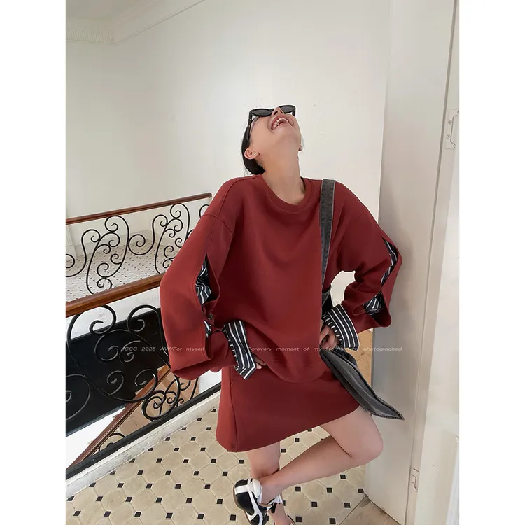 JCCC【秋风锈色】铁锈砖红经典圆领假两件卫衣半裙套装JE5BBZ12