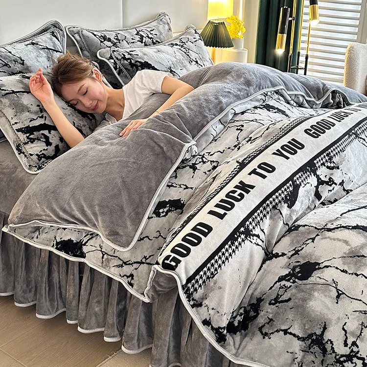 牛奶绒低克重吸湿透气床裙四件套加厚毛绒双面绒水晶绒加绒被宿舍