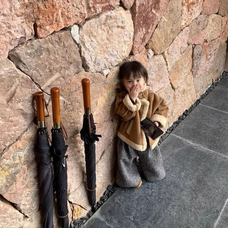 女童一体绒外套2025新款儿童秋冬款加绒上衣女孩子冬季羊羔毛衣服